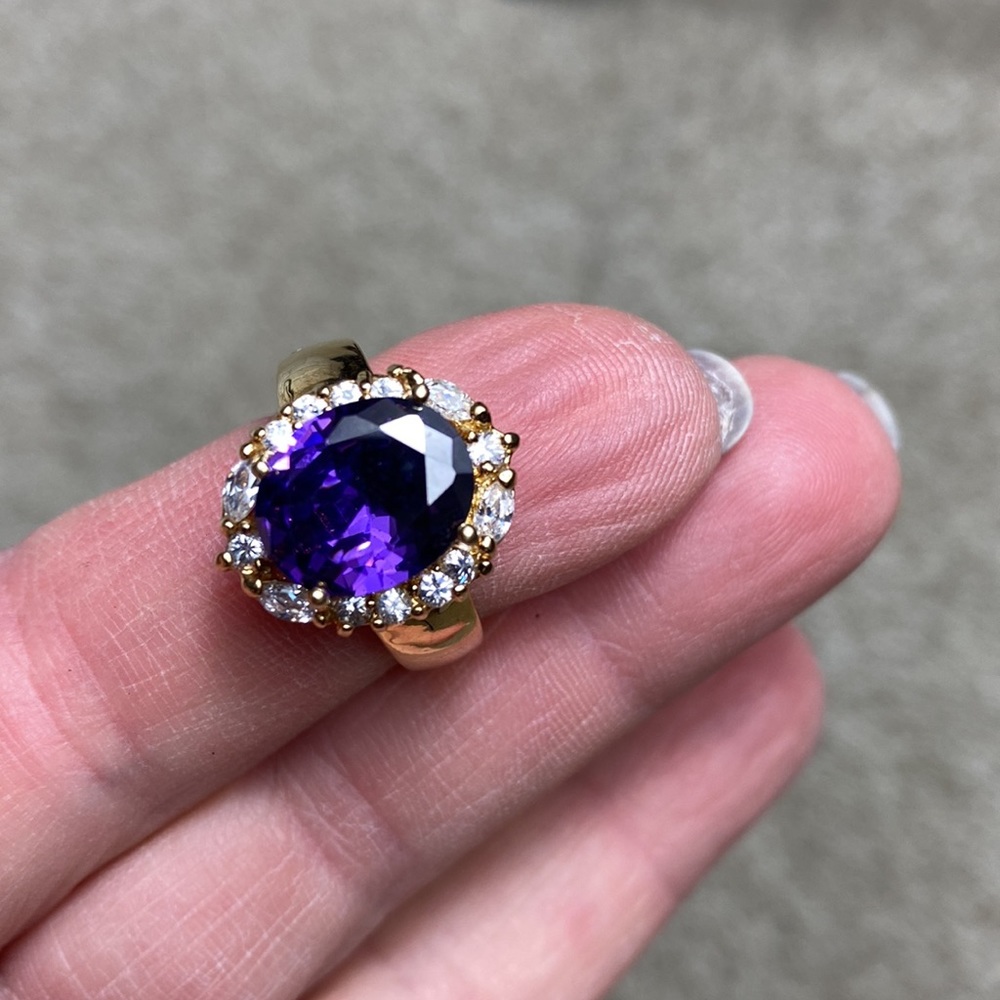 Purple simulated, amethyst ring.
